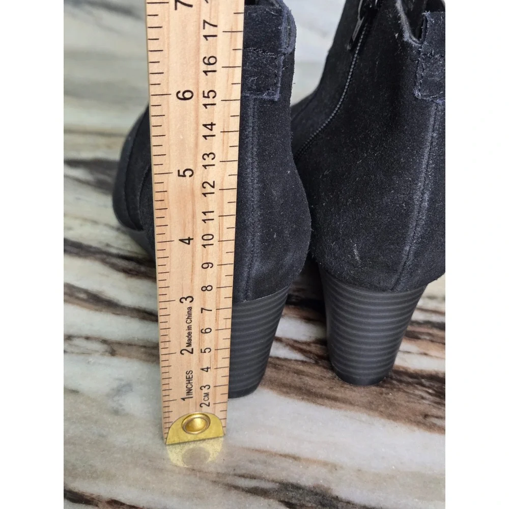 Clarks Black Suede Wedge Ankle Boots  Zip Elastic Gore Low Heel Booties size 7.5